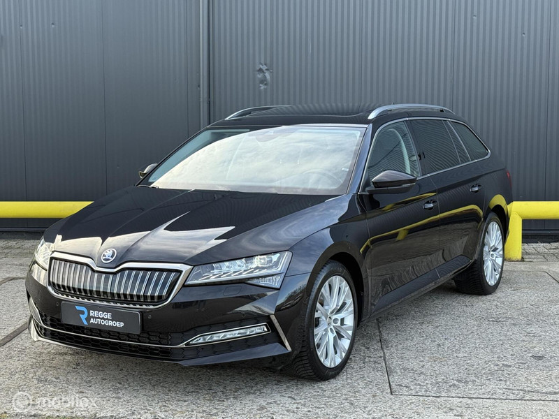 986643731-100-15.jpg