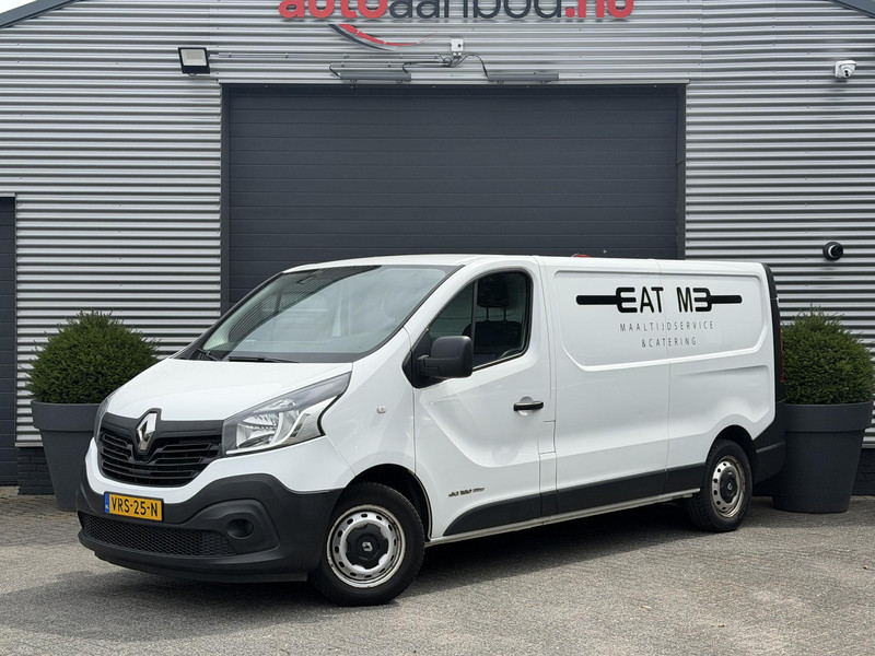 427642163-100-15.jpg
