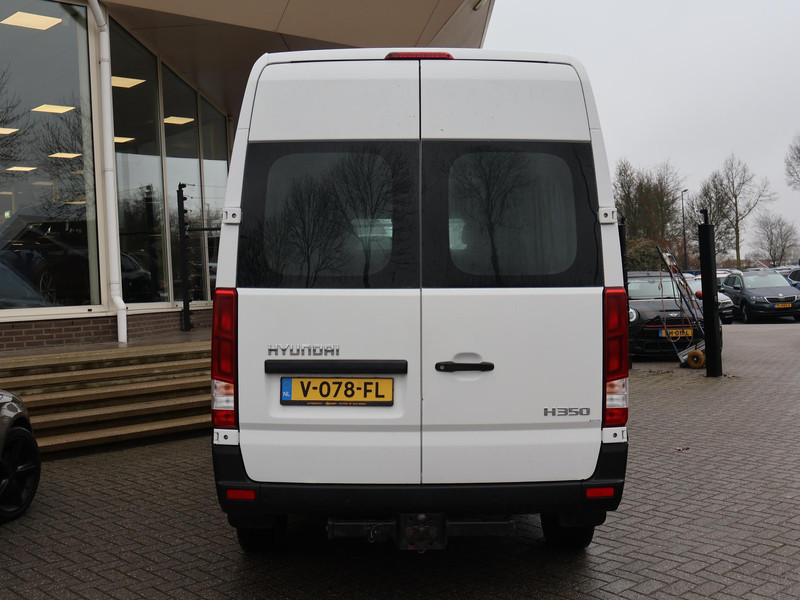 167998981-100-6.jpg