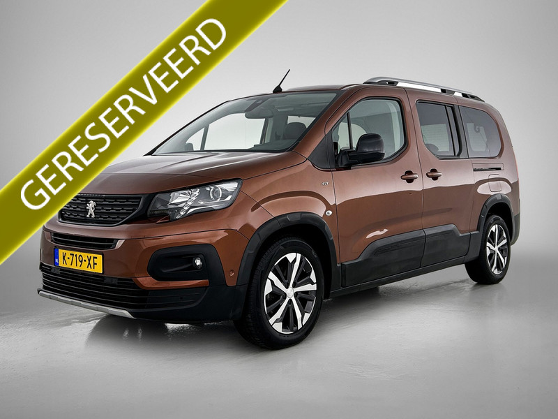 784369282-100-15.jpg