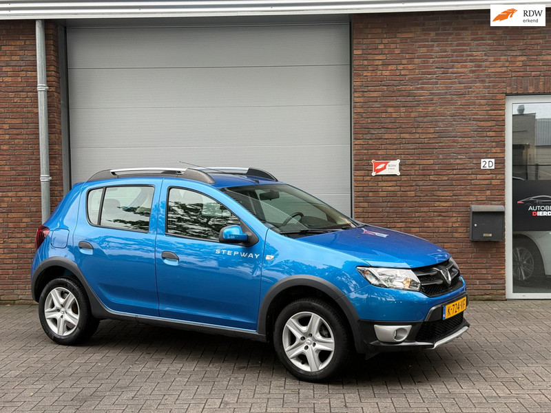 534411811-100-15.jpg