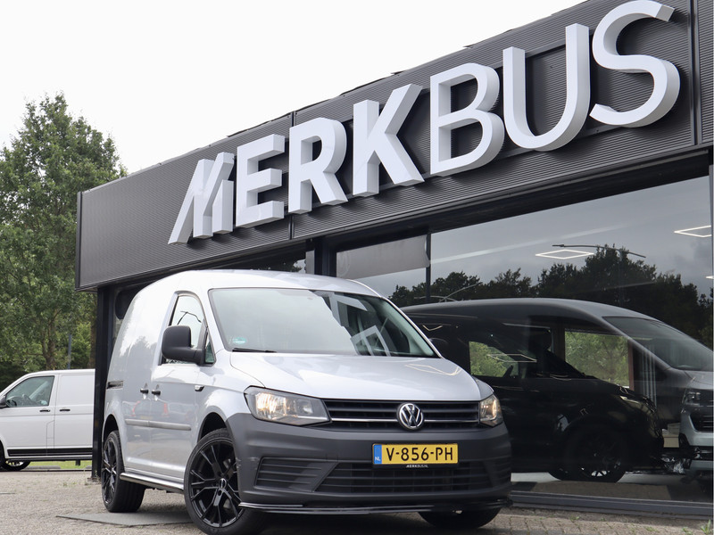 903904837-100-15.jpg