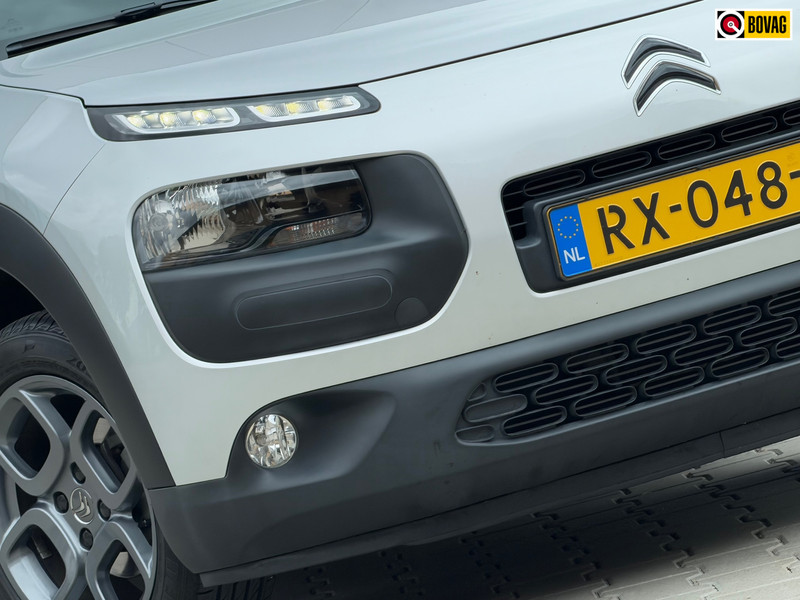 927148397-100-15.jpg
