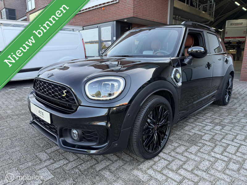 587349205-100-15.jpg