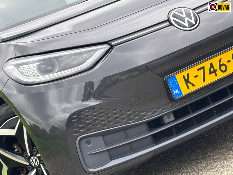962152654-100-15.jpg