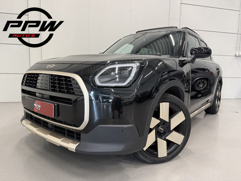 576343428-100-15.jpg