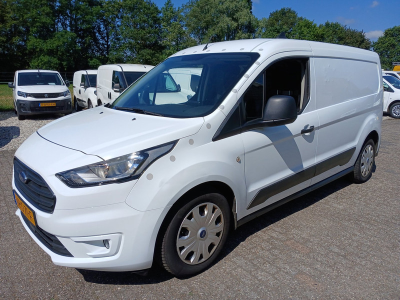 445376089-100-15.jpg