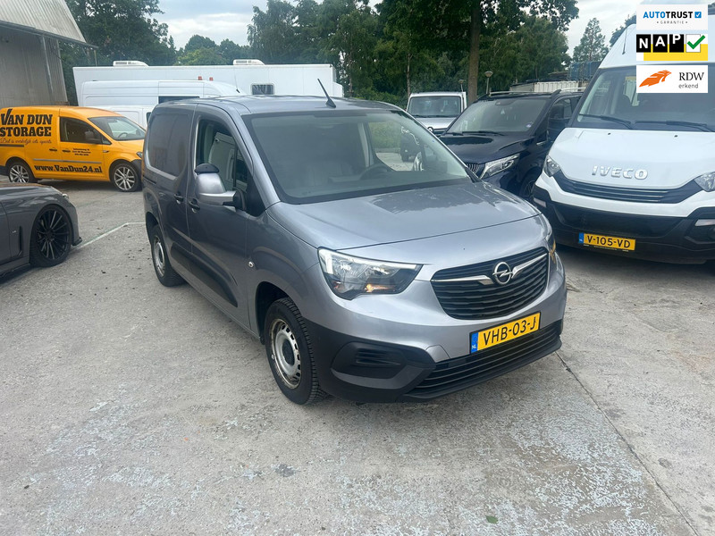 776189002-100-15.jpg