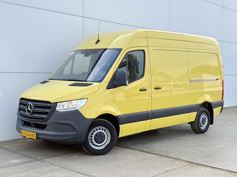 572900143-100-15.jpg