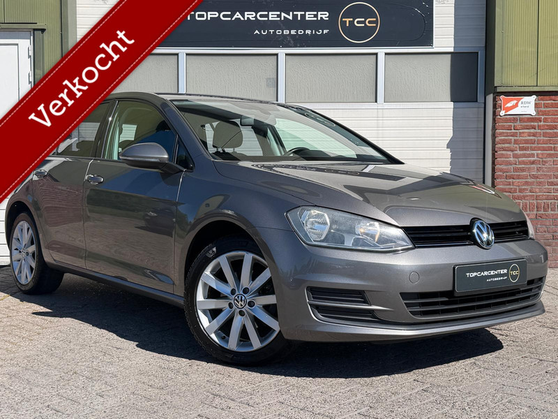 555606779-100-15.jpg