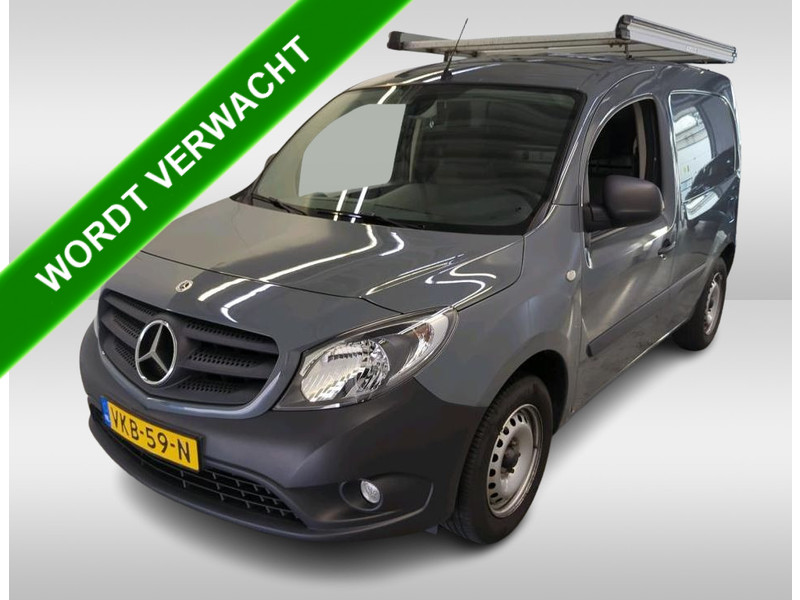 892935398-100-15.jpg
