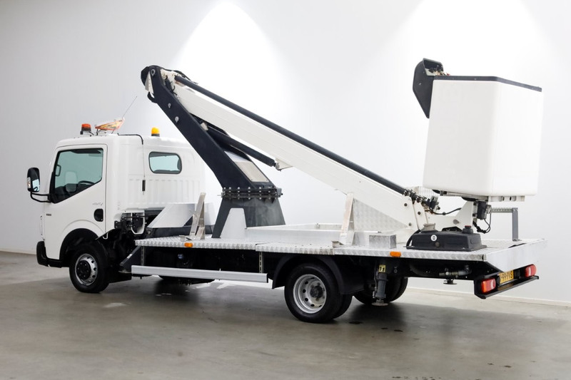 616057056-100-7.jpg