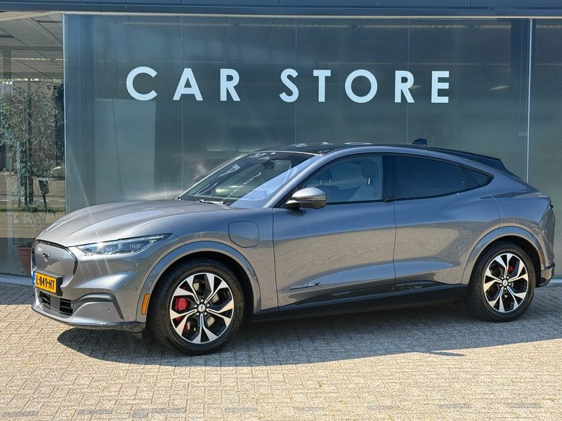 527343194-100-15.jpg