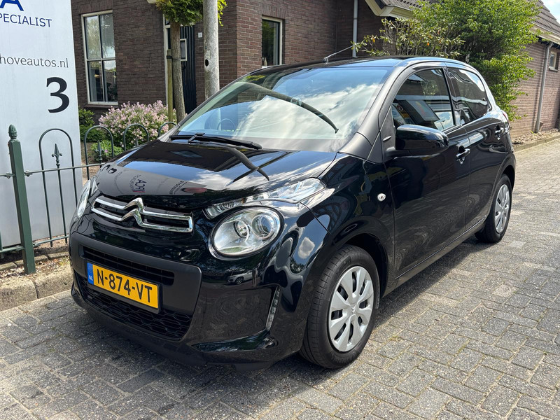 877749771-100-15.jpg
