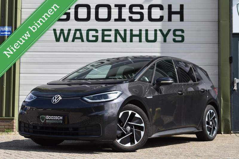 834918241-100-15.jpg