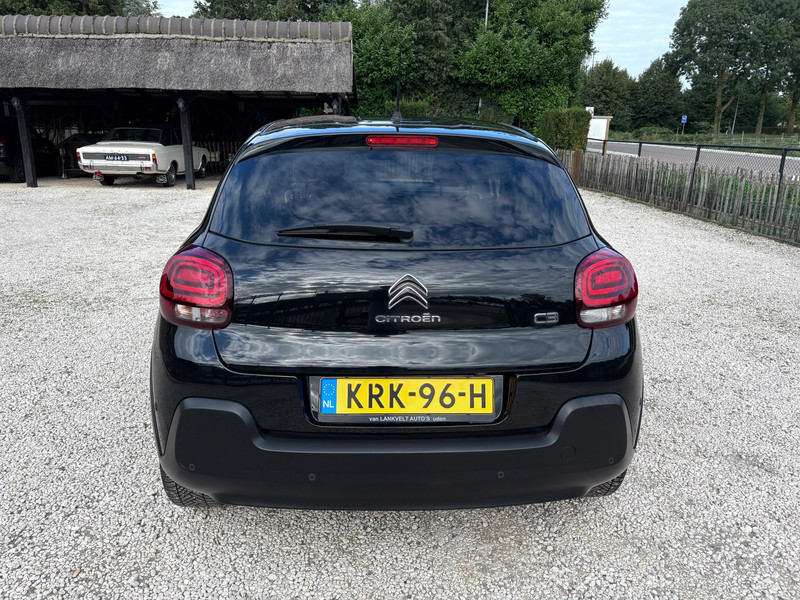 712577254-100-4.jpg