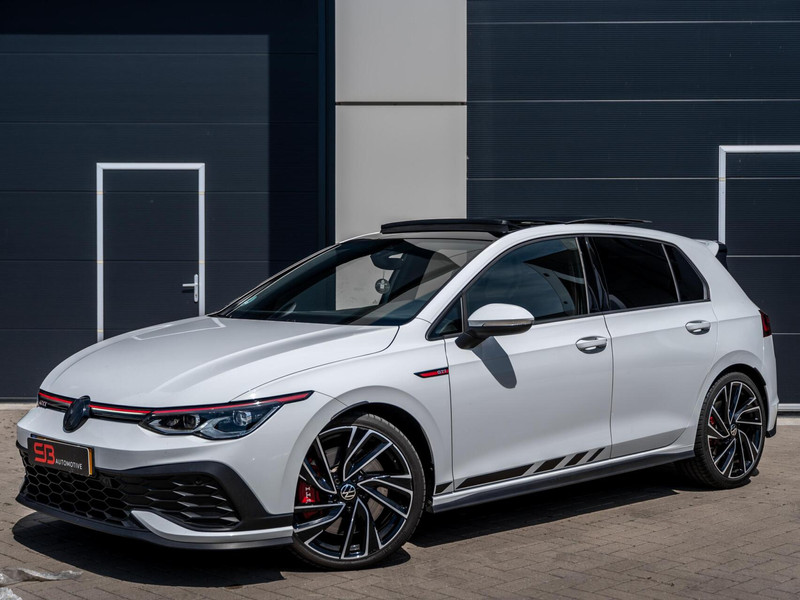 465971091-100-15.jpg