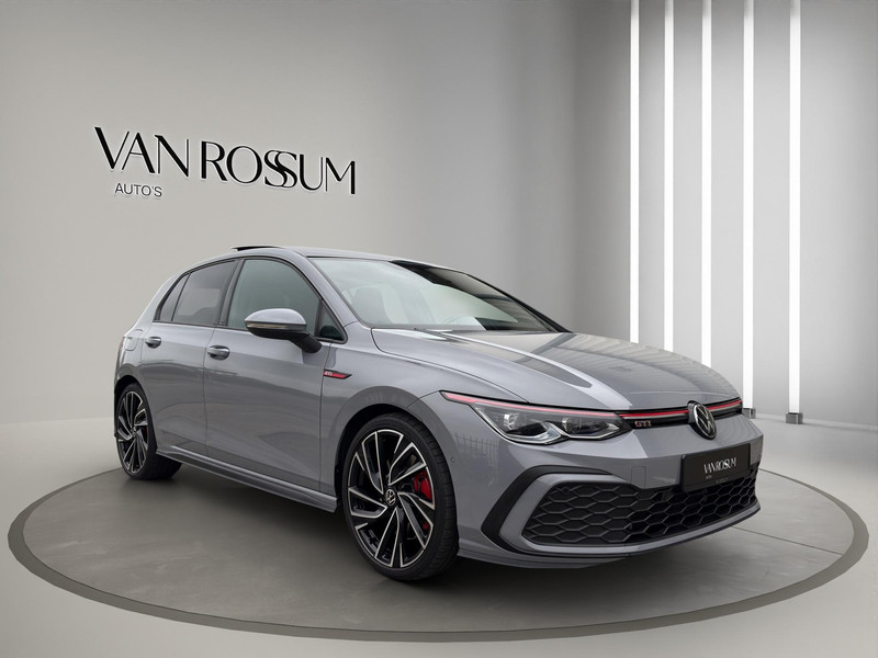 518329338-100-15.jpg