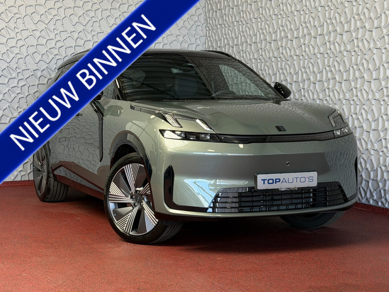 381428738-100-15.jpg